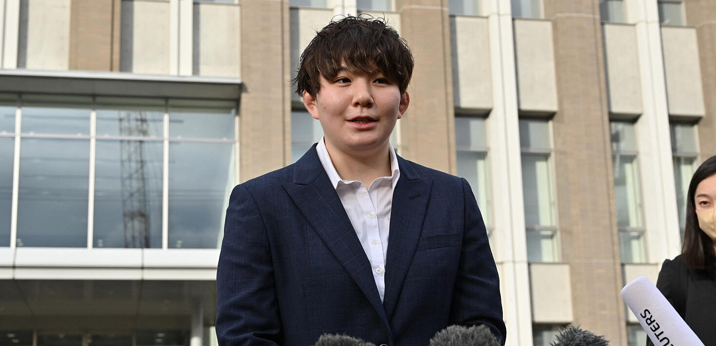 Rina Gonoi comparece ante los medios en Japón. El tribunal Supremo le ha dado la razón tras denunciar una agresión sexual.